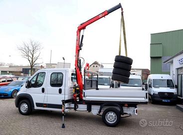 Fiat Ducato Maxi con gru Fassi F26