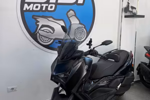Yamaha X-Max 300 Tech Max