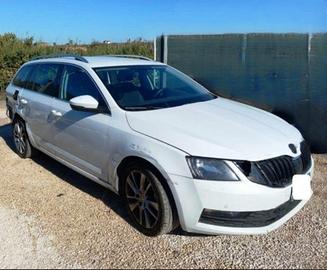 SKODA OCTAVIA 1.4 BENZ/METANO - ANNO 2019