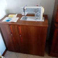 Macchina da Cucire Vigorelli 440 con Mobile in leg