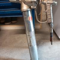 ingrassatore per macchine 