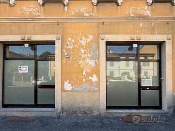 NEGOZIO A CREMONA