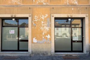 NEGOZIO A CREMONA