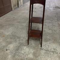 Colonna in legno stile classico