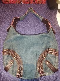 Borsa vintage in denim e cuoio.