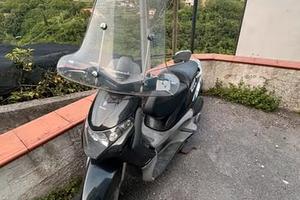 Piaggio Beverly 250