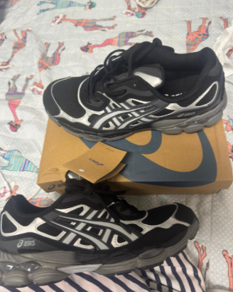 ABBIGLIAMENTO, SCARPE E ACCESSORI UOMO E DONNA
