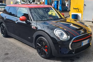 Mini Clubman jcw 11/2017 con 68500 km certificati