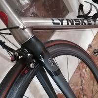 bici corsa titanio Linskey R260