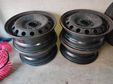 4 cerchi in ferro per Hyundai ix20 6j*15
