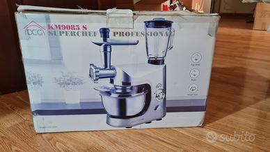 Planetaria con tritacarne e frullatore