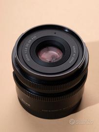 Sigma 45mm f/2.8 DG DN C per Sony