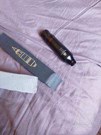 macchinetta per tatuaggi