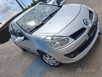 Renault Clio 1.5 dCi 85CV 5 porte Rip Curl