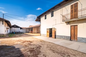 CASA INDIPENDENTE A VOLVERA