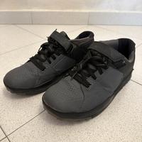 Scarpe Endura MT500 Burner Flat, taglia 42.5.