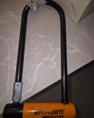 KRYPTONITE (Catena per Ciclomotori,Bicicletta)