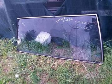 parabrezza mitsubishi pajero prima serie