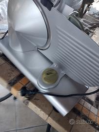 Affettatrice elettrica 