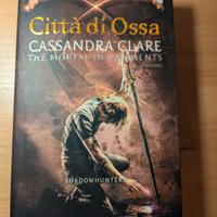 città di ossa - Cassandra clare 