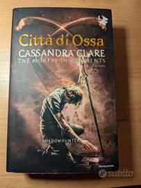 città di ossa - Cassandra clare 