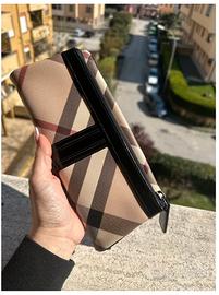 Pochette Burberry