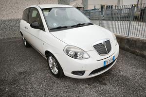 lancia Ypsilon 1200 diva