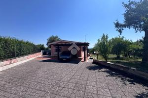 VILLA SINGOLA A TREVIGNANO ROMANO