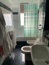 Stanza singola per ragazze lavoratrici