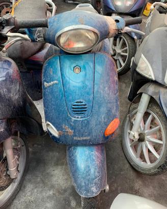 Ricambi Vespa ET4 2000