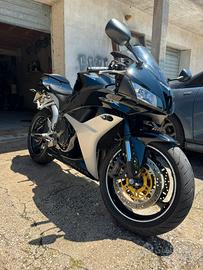 Honda cbr 600 rr