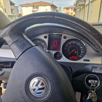 Volkswagen Passat Variant Highline 2.0 tdi 140 CV