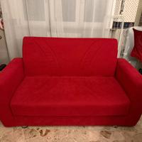 Divano letto 2 posti.