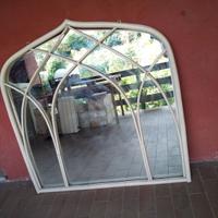 Vecchia specchiera in bambù laccato bianco