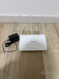 Router WiFi 2.4GHz 300Mbps 3 WAN/LAN porte