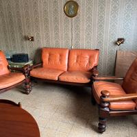 DIVANO CON POLTRONE VINTAGE IN VERA PELLE