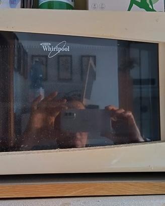 Whirlpool MWO175 forno microonde + grill + crisp