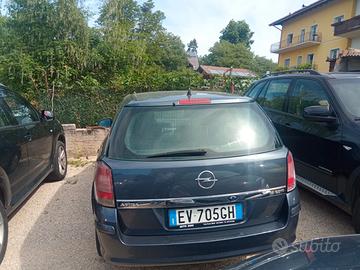 OPEL Astra 3ª serie - 2010