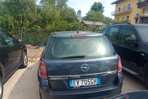 OPEL Astra 3ª serie - 2010