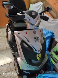 Scooter anziani/disabili Moretti CM720