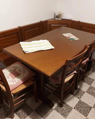 Cucina completa di tutto