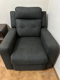 Poltrona reclinabile elettrica – Mai usata