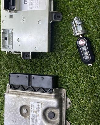 KIT CHIAVI CENTRALINA MOTORE FIAT 500 L Serie (351