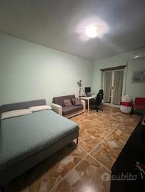 Stanza per studentesse-lavoratrici COLLI AMINEI NA