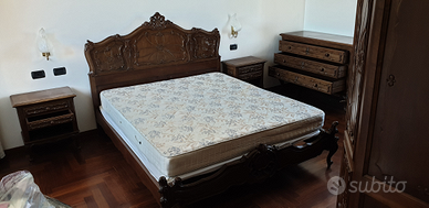 Camera matrimoniale completa legno massello