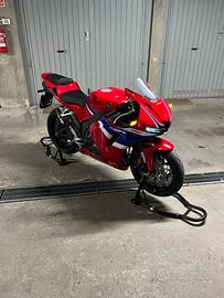 HONDA CBR 600 RR
