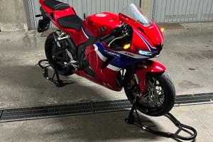 HONDA CBR 600 RR