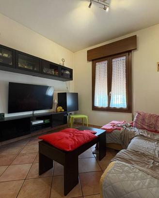 Villa di 125 m² con 5 locali e box auto a Cenesell