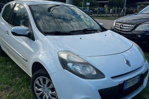 Renault Clio neopatentati