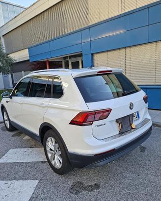 Tiguan 2.0 150cv  DSG 4x4 automatico 